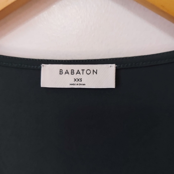 Aritzia Babaton Jeronimo Longsleeves Crop Top - Picture 8 of 9